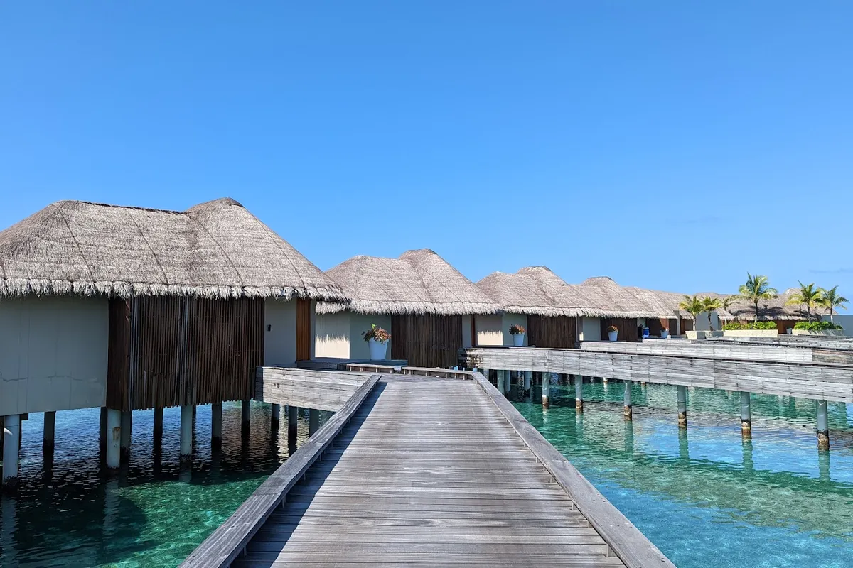 10 Best Maldives Resorts for Solo Travelers 2026 - Maldives travel guide