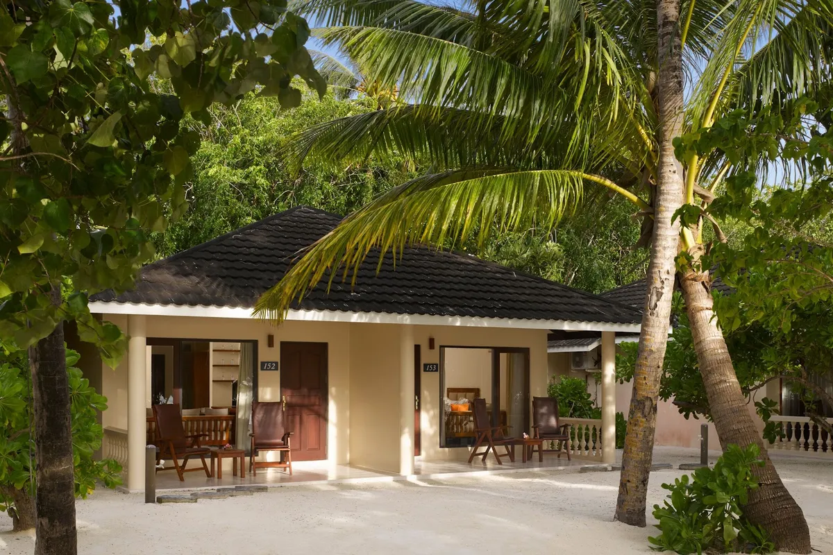 Paradise Island vs Bandos: Budget Maldives Compared