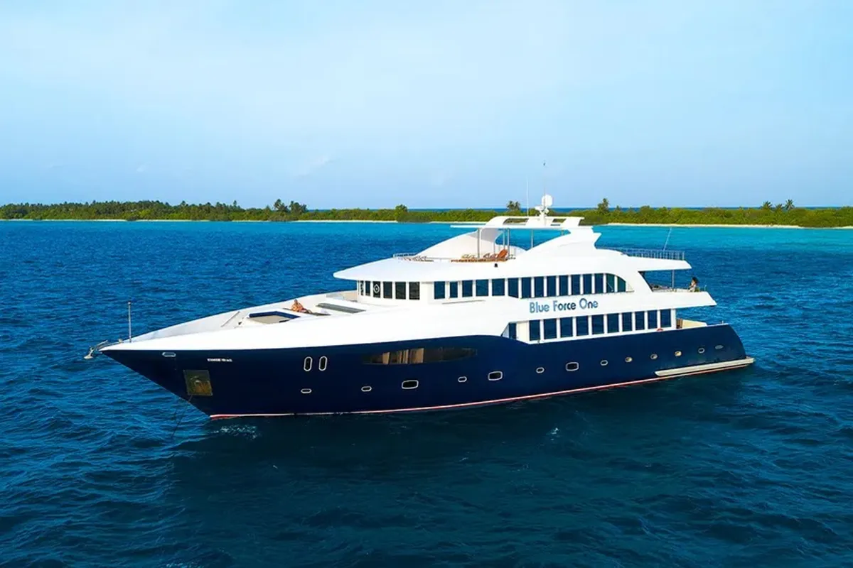 Exclusive Maldives Liveaboard Charter