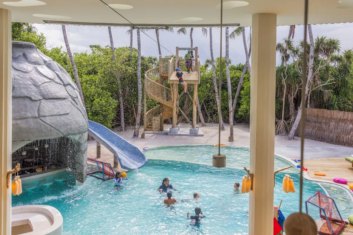 Soneva Fushi vs Soneva Jani: Which Soneva Resort is Right for You?