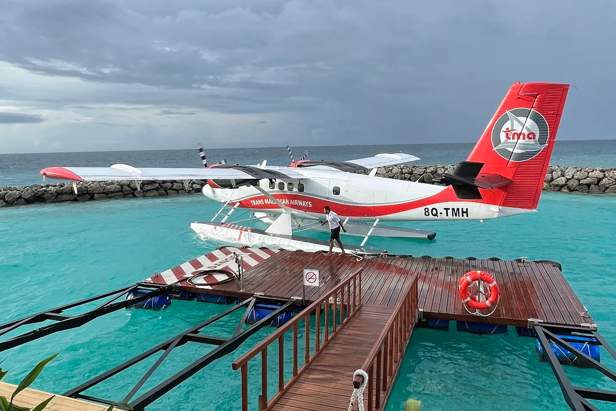 Flights from Asia to Maldives: Quick & Affordable Routes - Maldives travel guide