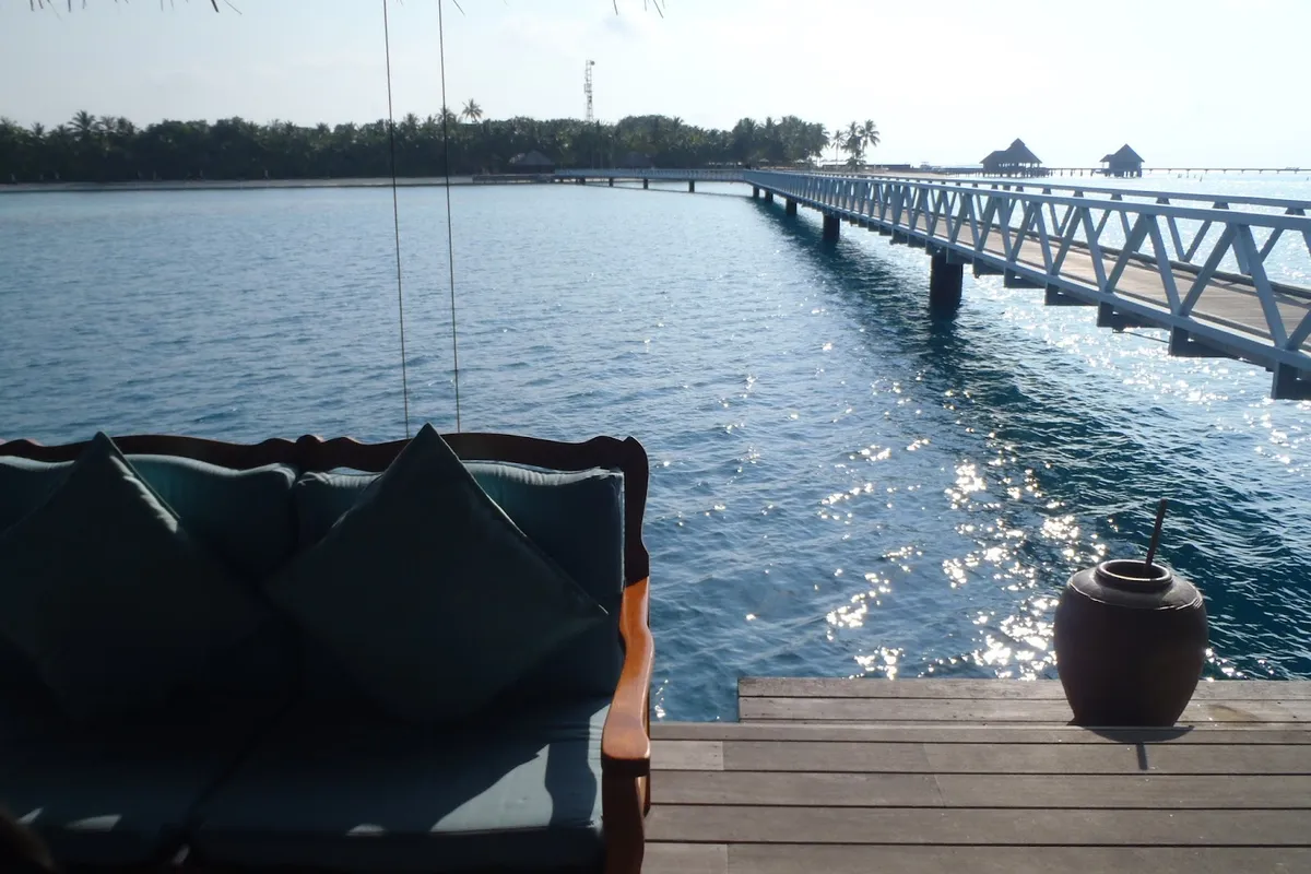 Flights from China to Maldives: Complete Chinese Traveler Guide - Maldives travel guide