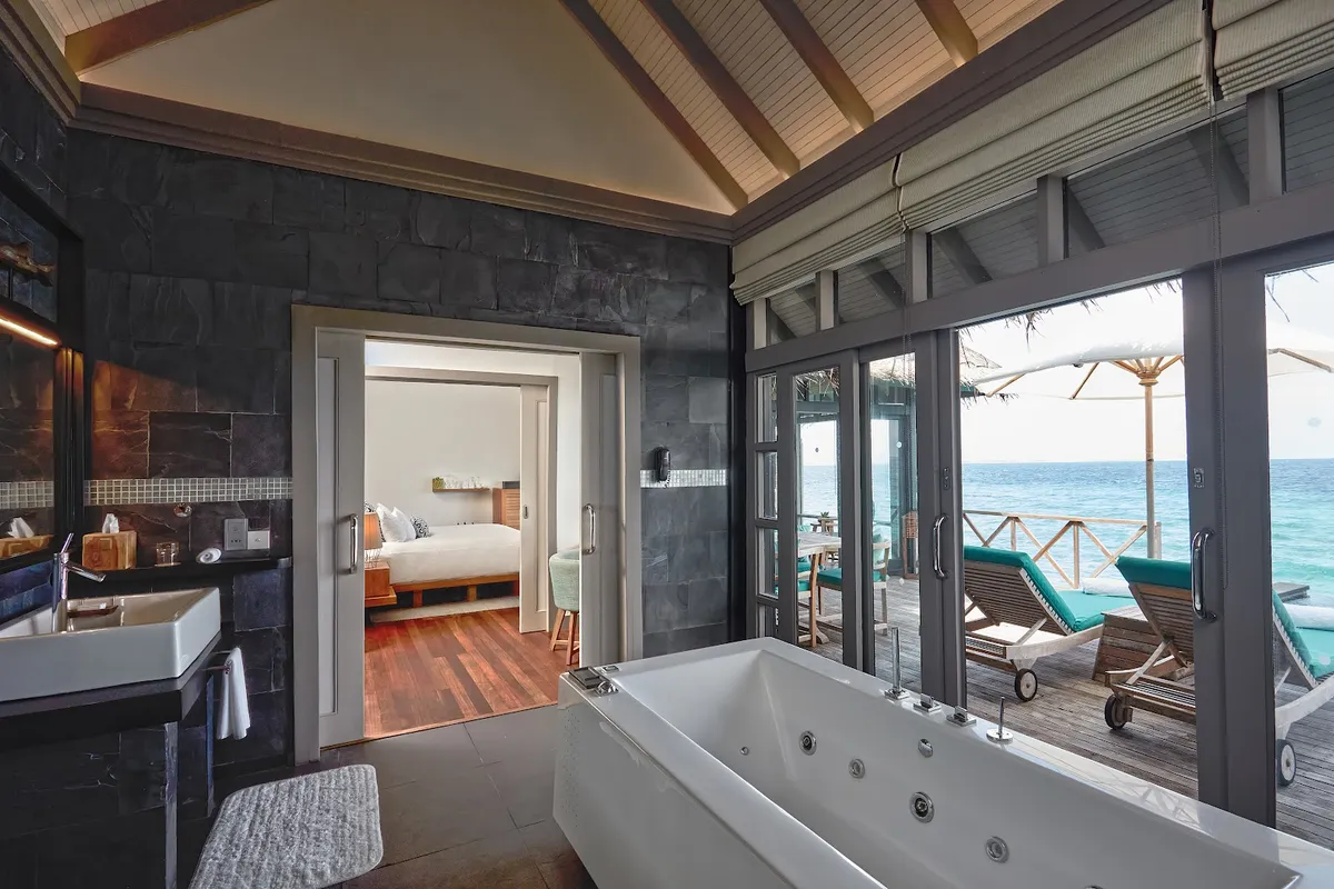 Luxury Maldives: The Ultimate High-End Guide - Maldives travel guide