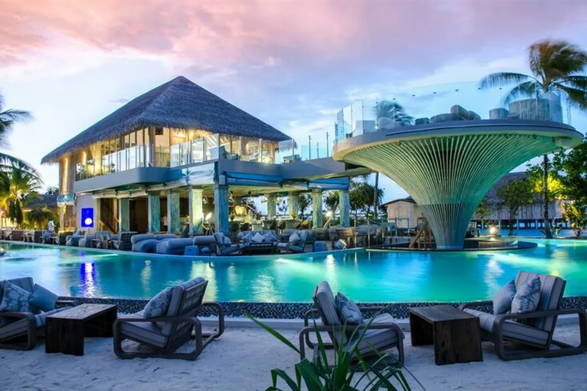 Finolhu Baa Atoll, Maldives: A Vibrant 5★ Luxury Resort Review