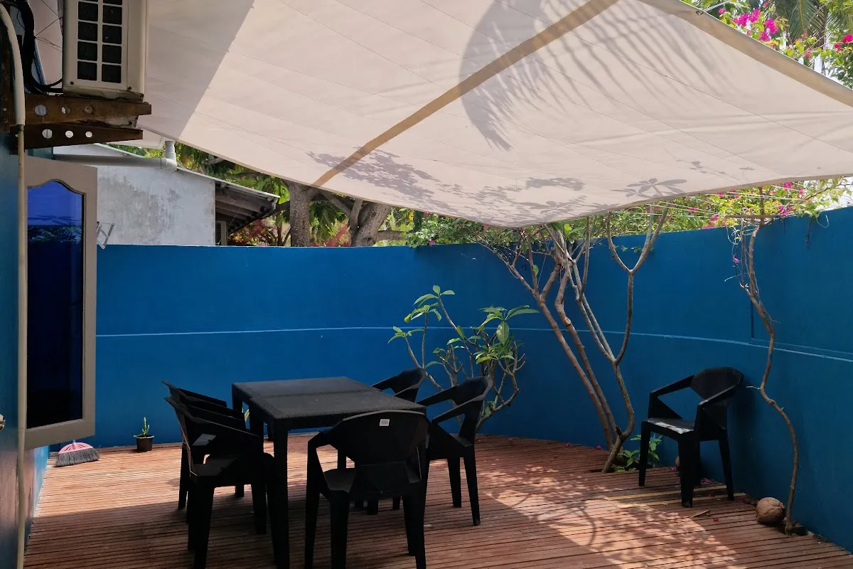 Bird Beak Beach — Omadhoo Guesthouse Guide 2026