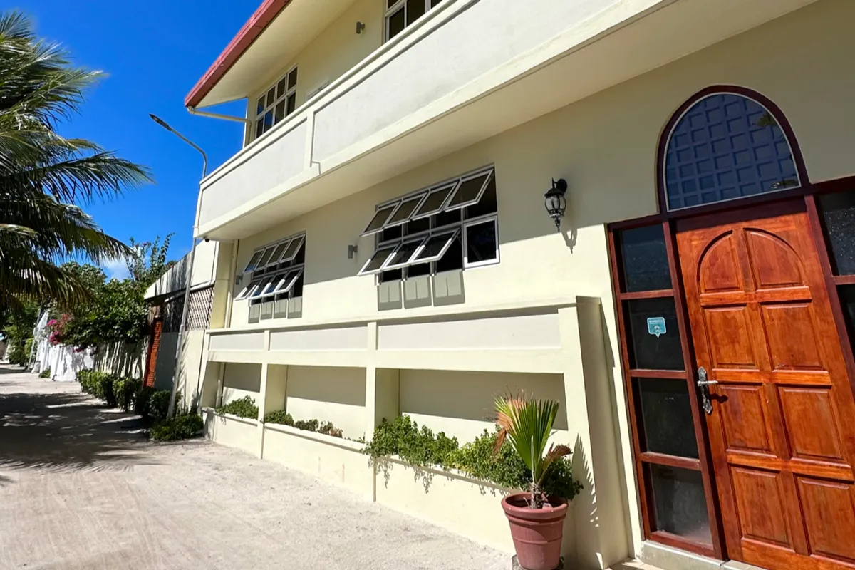 Hanifaru Transit Inn