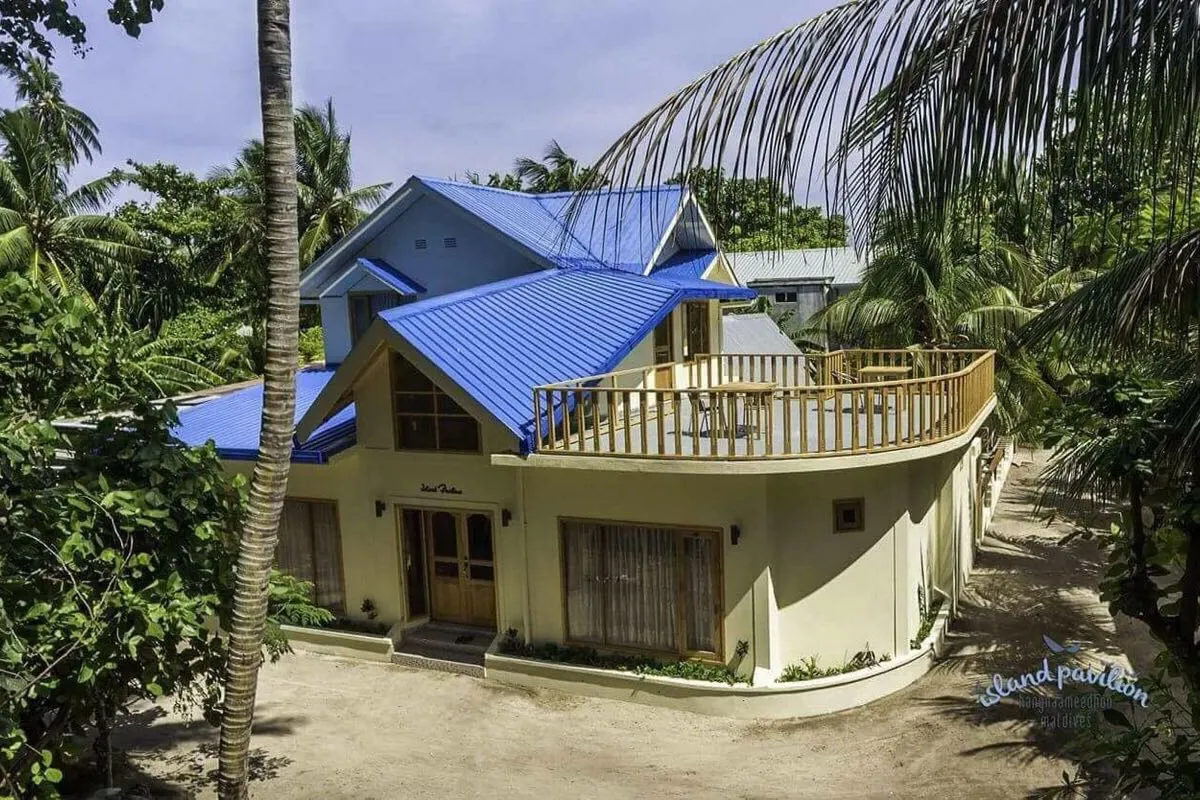 Island Pavilion Adh.