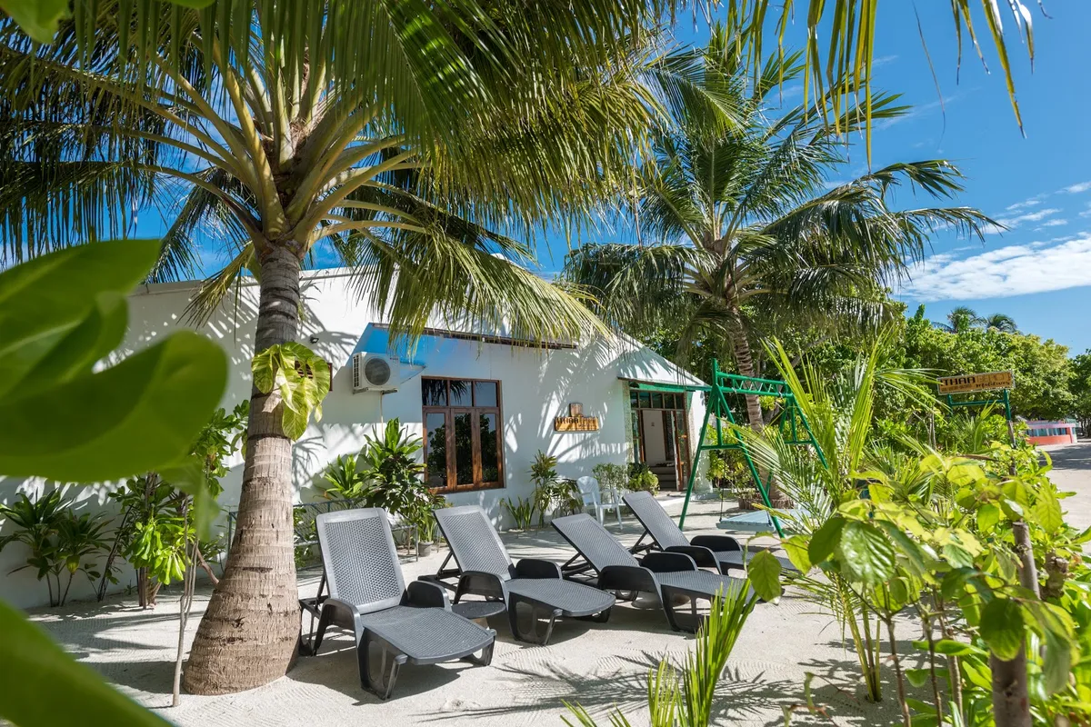 Ithaa Beach Guesthouse