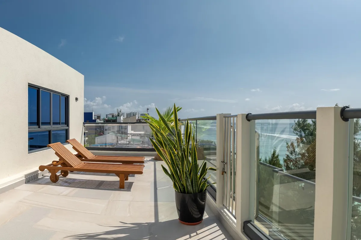 Pulsera Beach Residences