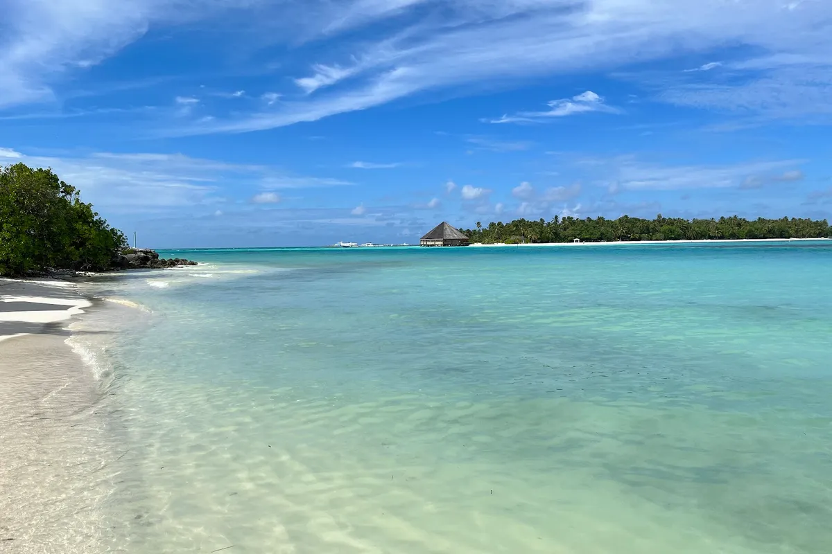 Dhiffushi - Maldives local island