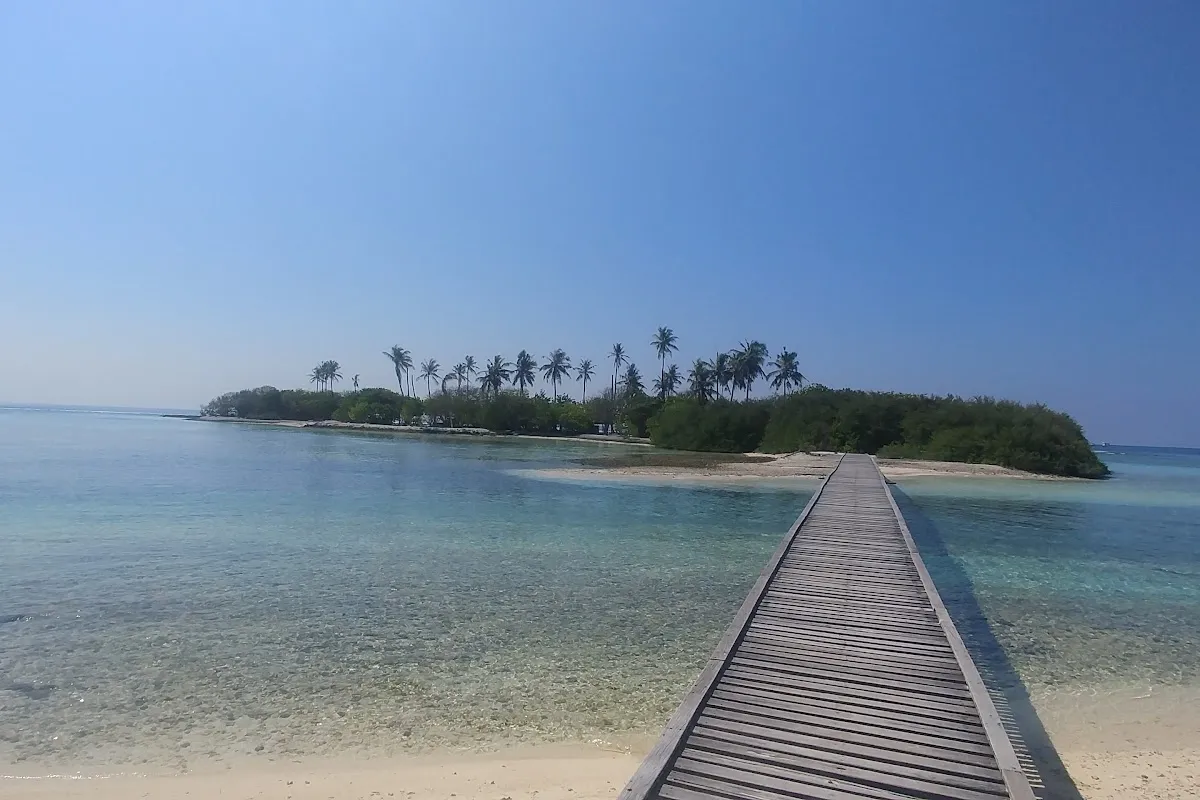 Guraidhoo - Maldives local island