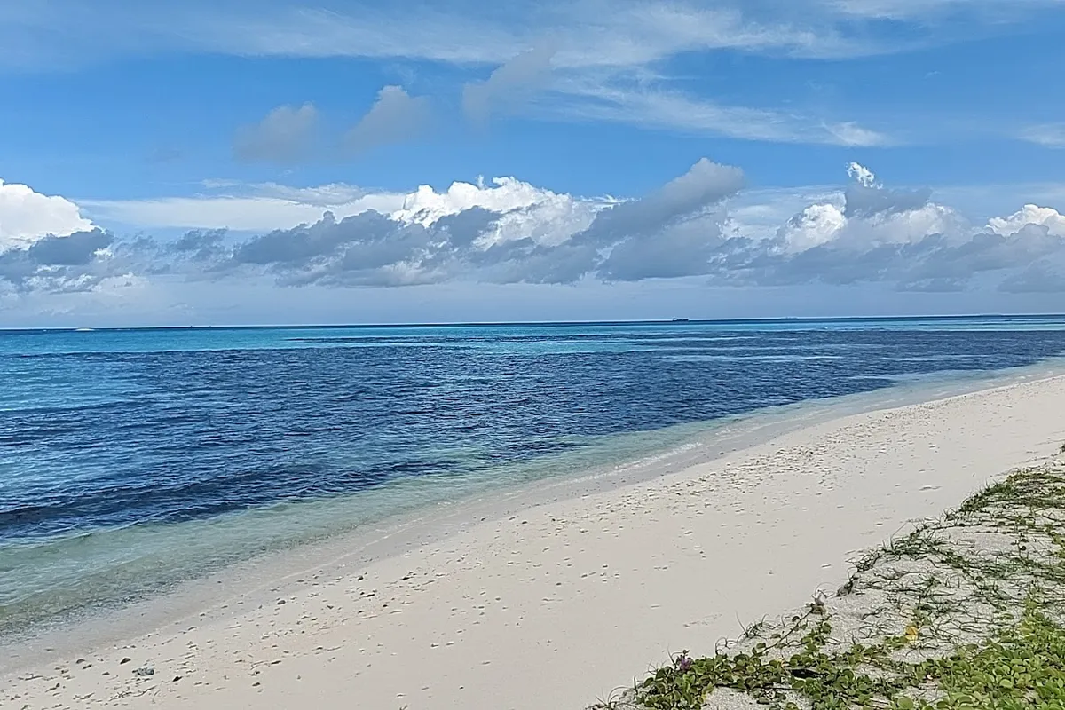 Maamigili - Maldives local island