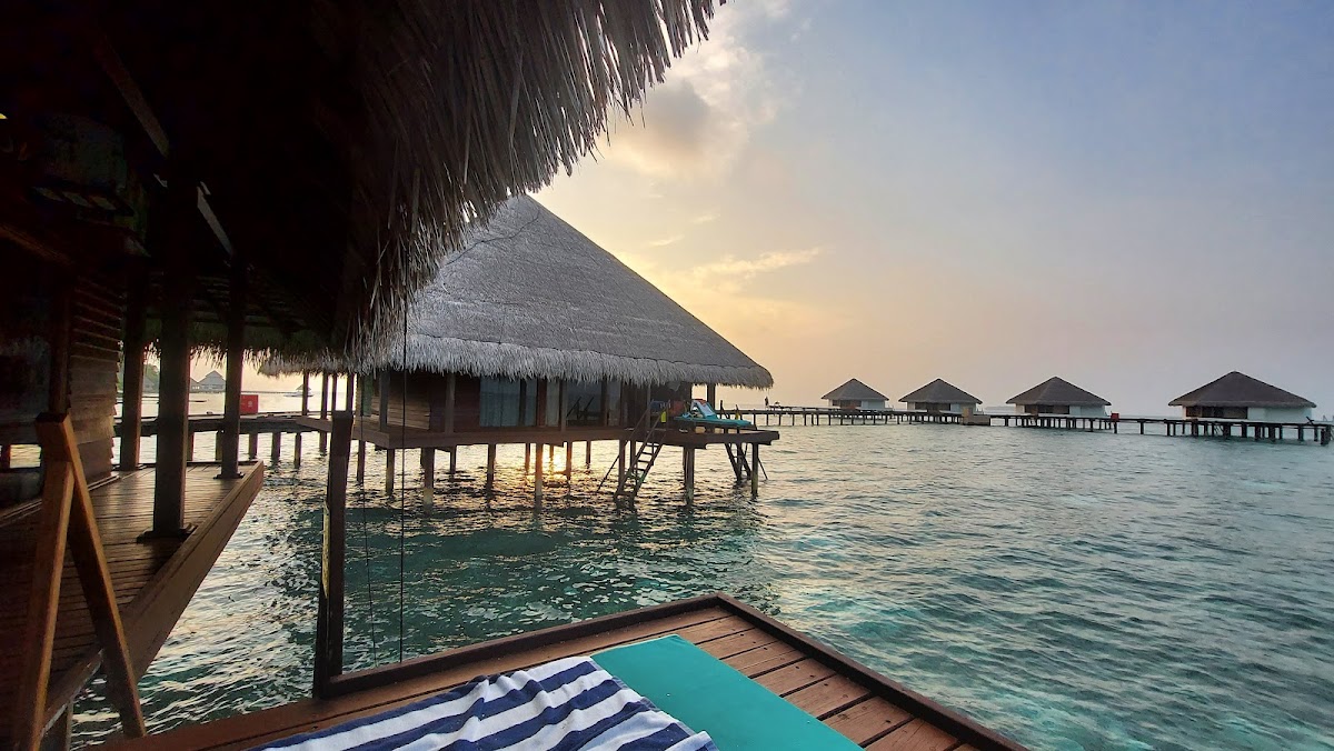 Sunset Water Villa at Adaaran Rannalhi
