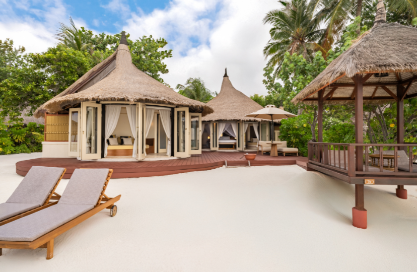 Grand Beachfront Pool Villa at Banyan Tree Maldives Vabbinfaru