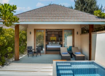 Ocean Pool Villa at Brennia Kottefaru