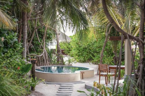 Deluxe Villa at Coco Palm Dhunikolhu