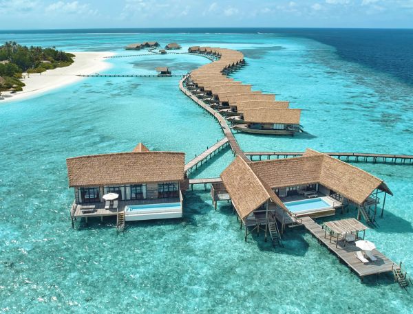 Three-Bedroom COMO Sunset Villa at Cocoa Island