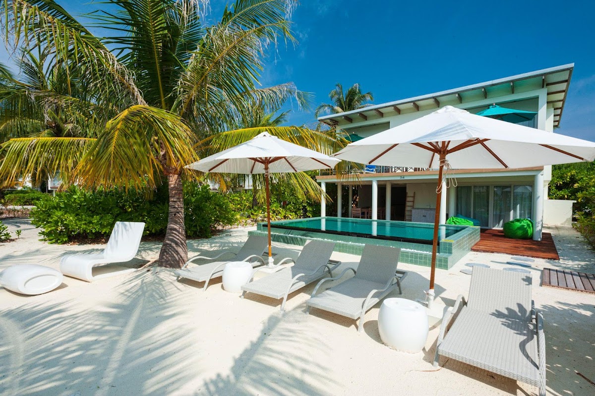 Overwater Villa with Island View at Holiday Inn Resort Kandooma Maldives