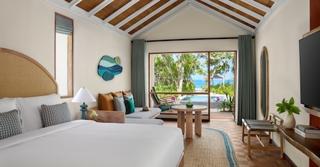 Deluxe Sunset Villa with Pool at NH Collection Maldives Reethi Resort