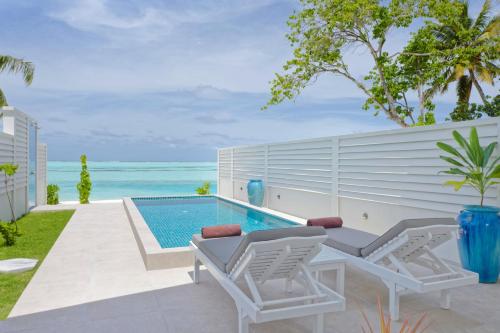 Beach Pool Villa at Villa Park Sun Island