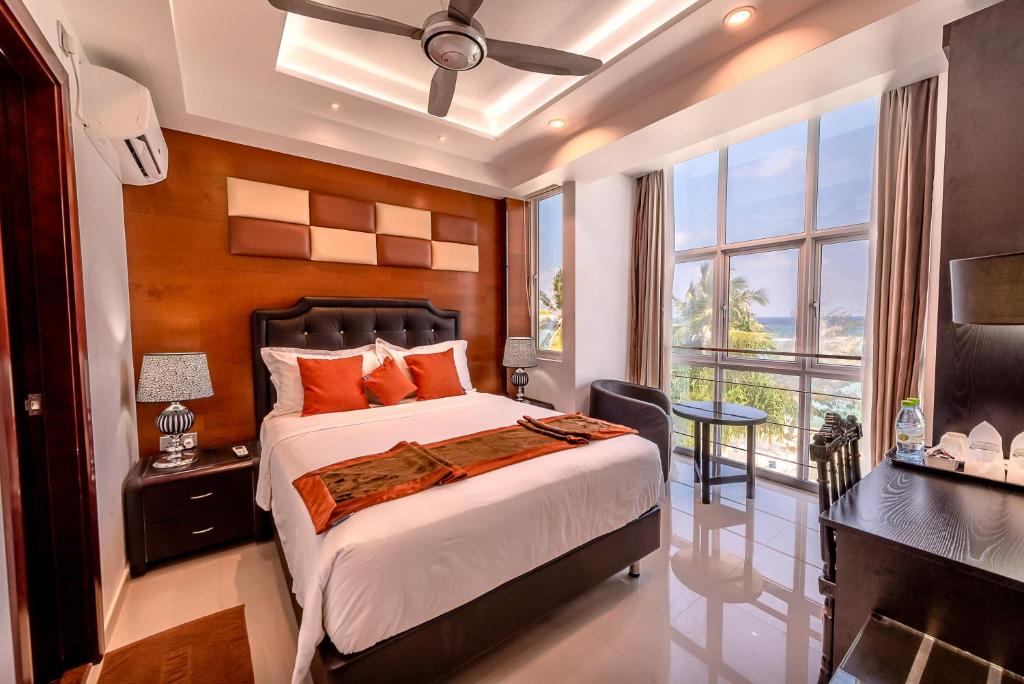 Deluxe Double Sea View 3
