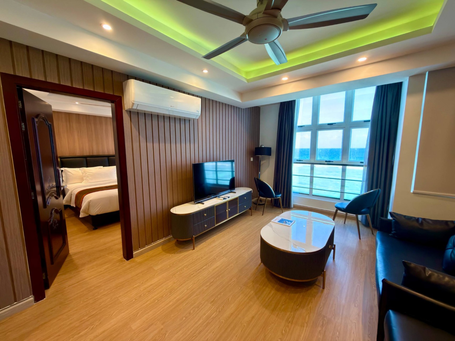 Deluxe Suite Sea View